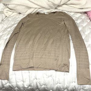Super cute lululemon long sleeve